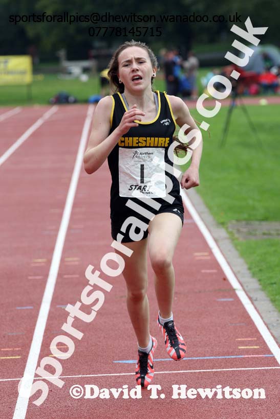 Womens 3000 metres at the Northern Inter-Counties under-17s and 15s at Witton Park, Blackburn. Photo: David T. Hewitson/Sports for All Pics